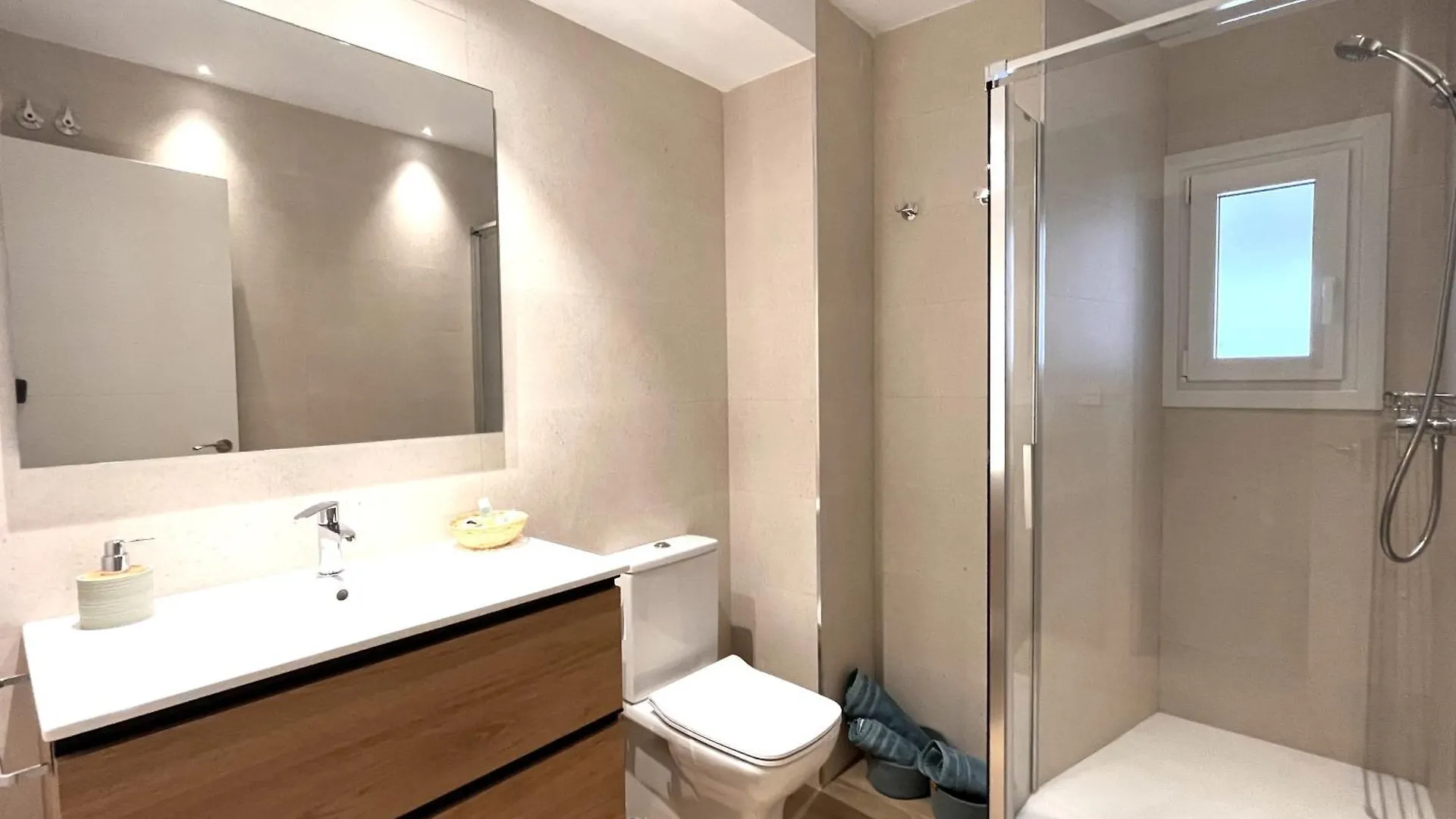 Precioso apartamento con patio Granada
